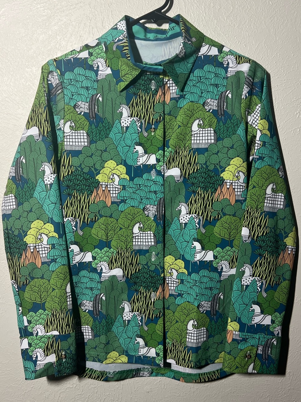 Espoir Equestrian Enchanted Forest Day Dreaming Forest Button-Up Shirt small